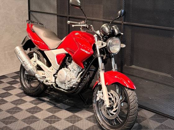 YAMAHA YS 250 FAZER YAMAHA YS 250 FAZER